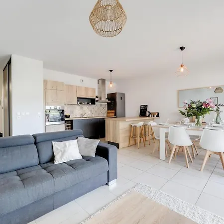 Au Fil Du Thiou - 2 Bedrooms - Parking Apartment *